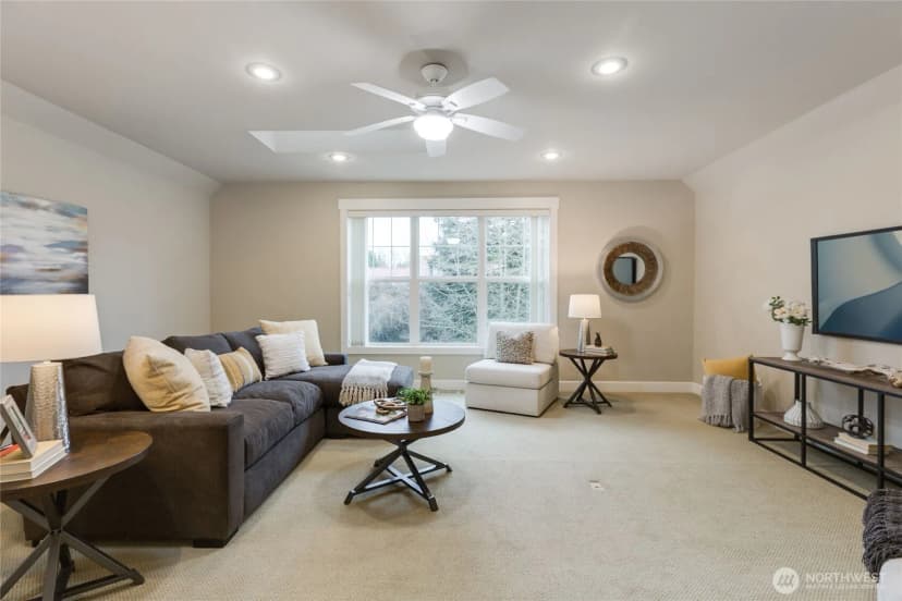 Property photo for 3322 Garden Court N, Renton photo 31