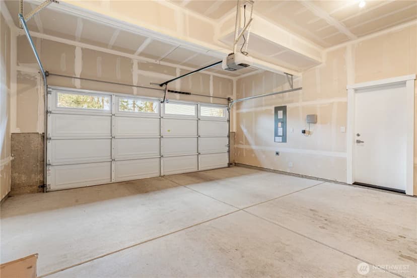 Property photo for 7230 Ne 129th St, Kirkland photo 33