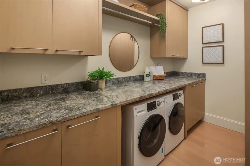 Property photo for 1521 2nd Avenue #3102, Seattle photo 27
