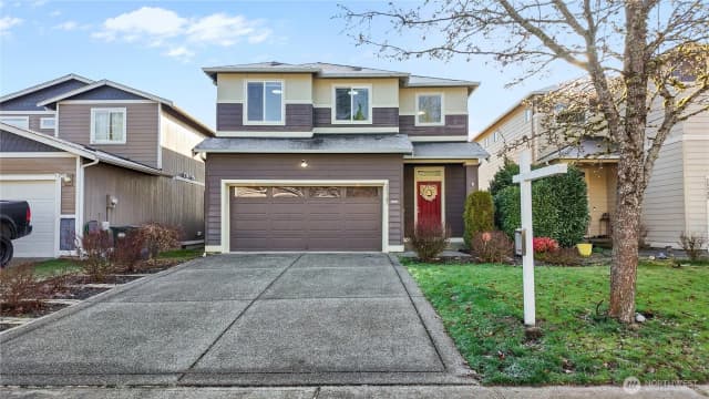 Property photo for 20523 5th Avenue Ct E, Spanaway photo 2
