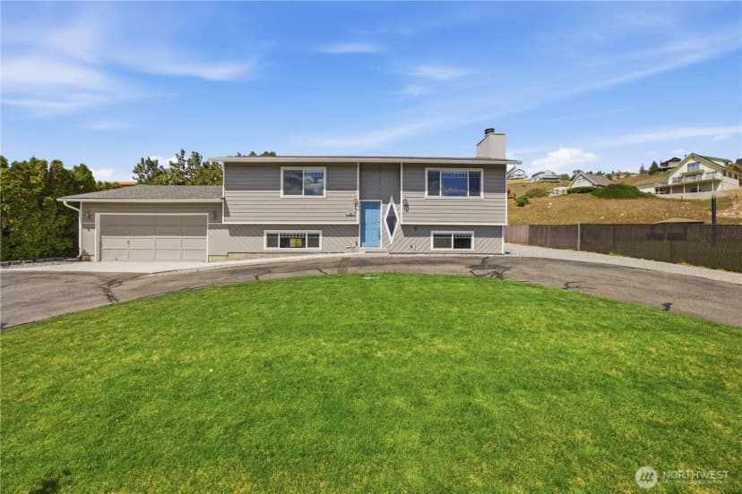 Property photo for 109 Pyramid Place, Chelan