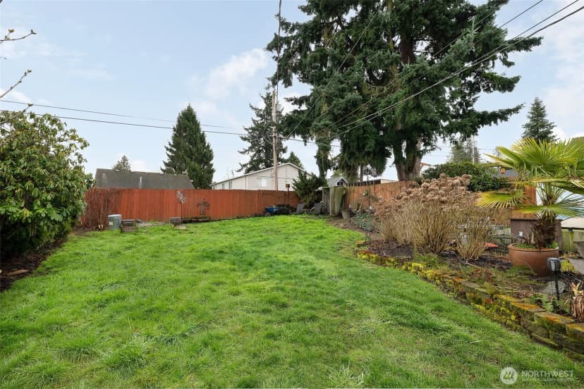 Property photo for 3717 Wetmore Avenue, Everett photo 30