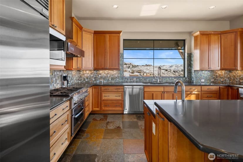 Property photo for 232 Crystal Drive, Chelan photo 8