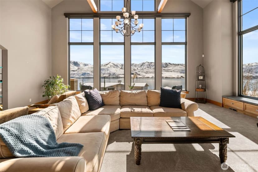 Property photo for 232 Crystal Drive, Chelan photo 4