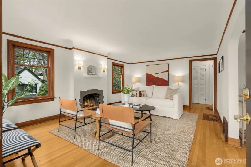 Property photo for 1724 31st Avenue, Seattle photo 2