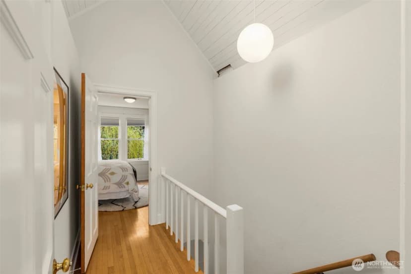 Property photo for 1724 31st Avenue, Seattle photo 17