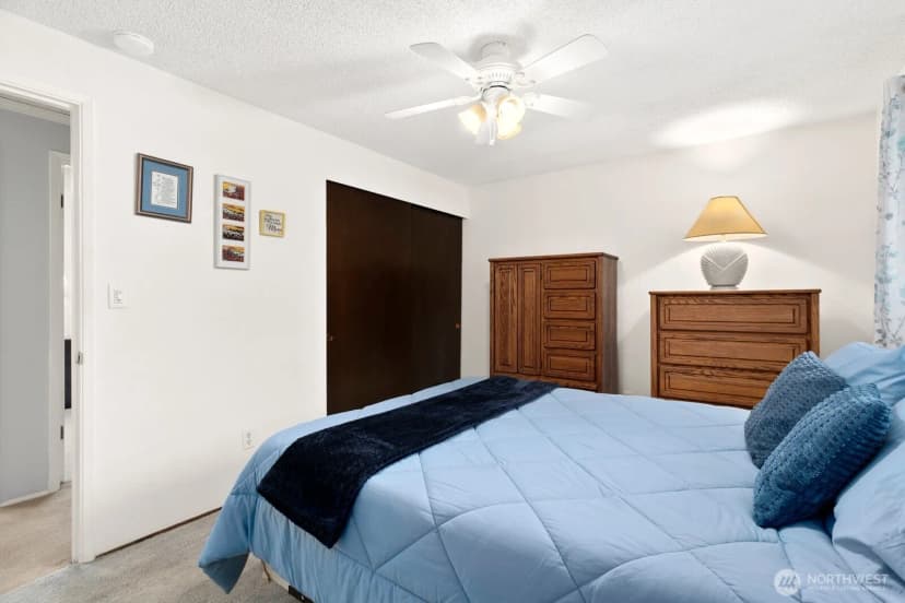 Property photo for 2504 S 365th Place, Federal Way photo 15