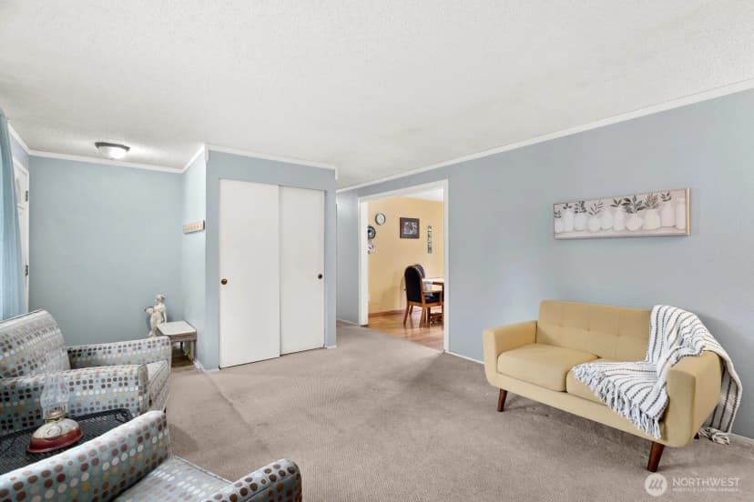 Property photo for 2504 S 365th Place, Federal Way photo 9