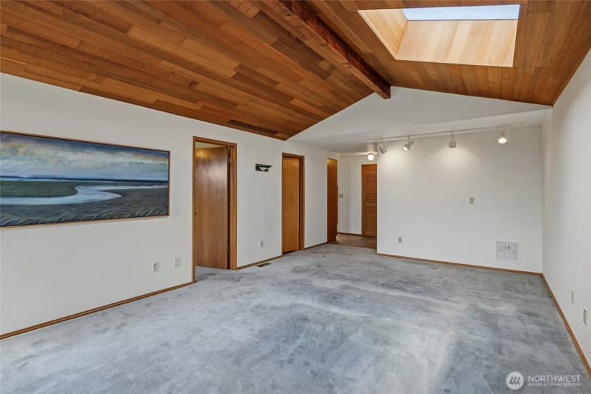 Property photo for 3700 E Fir Street, Mount Vernon photo 16