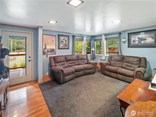 Property photo for 29518 Se 384th Street, Enumclaw photo 5