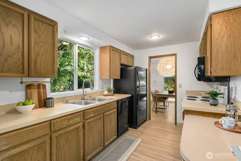 Property photo for 2014 193rd Avenue Se, Sammamish photo 8