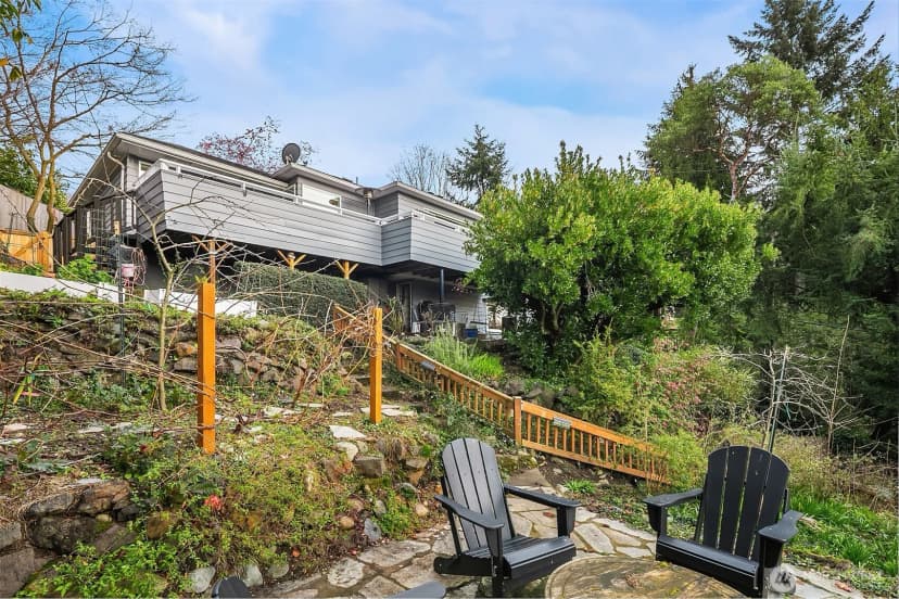 Property photo for 15828 25th Avenue Sw, Burien photo 34