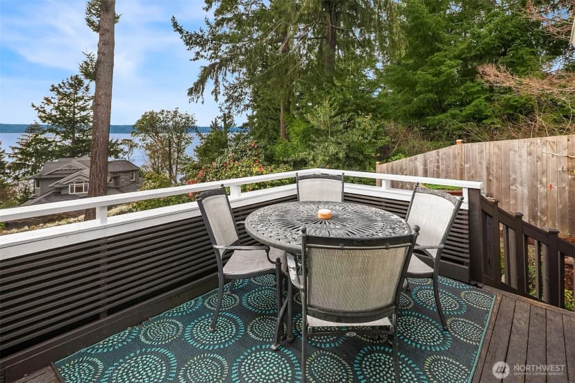 Property photo for 15828 25th Avenue Sw, Burien photo 12