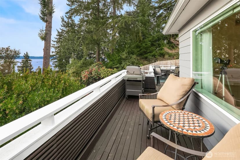 Property photo for 15828 25th Avenue Sw, Burien photo 14
