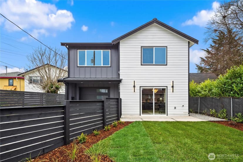 Property photo for 4814 14th Avenue S, Seattle photo 28