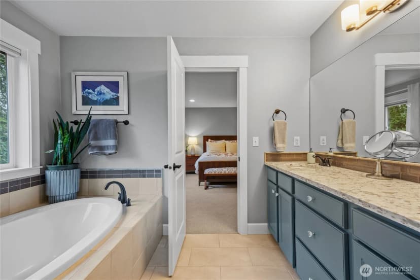 Property photo for 9150 Burlingame Court Ne, Bainbridge Island photo 21