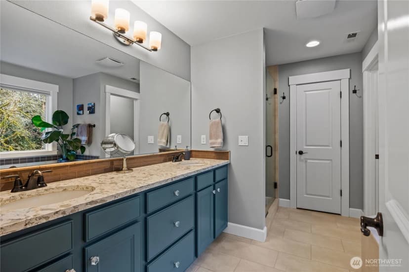 Property photo for 9150 Burlingame Court Ne, Bainbridge Island photo 22