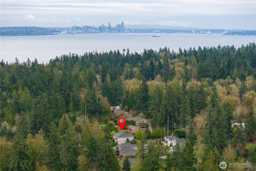 Property photo for 9150 Burlingame Court Ne, Bainbridge Island photo 35