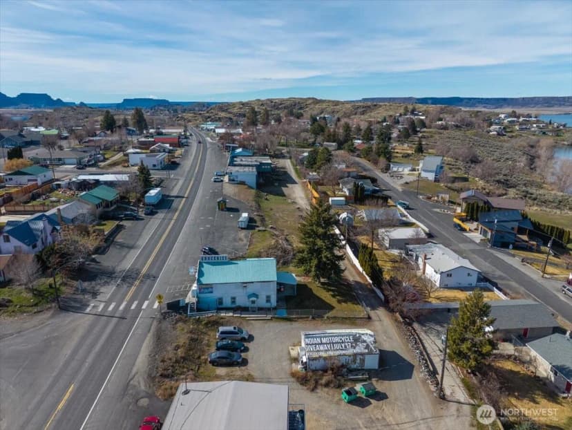Property photo for 119 E Coulee Boulevard, Electric City photo 34