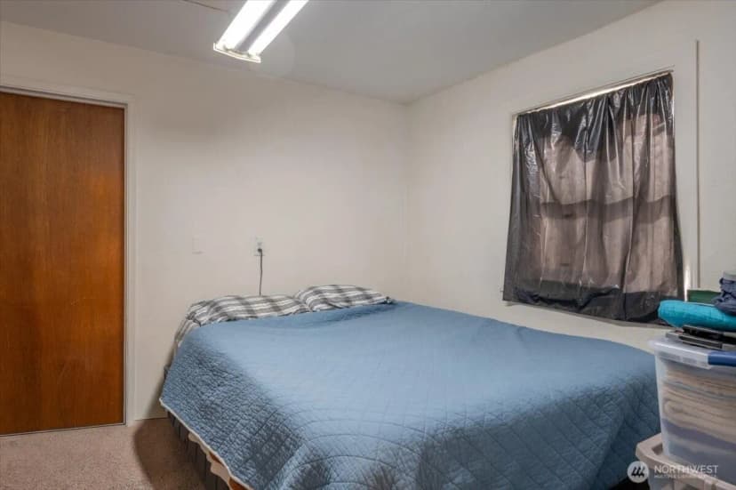 Property photo for 119 E Coulee Boulevard, Electric City photo 26