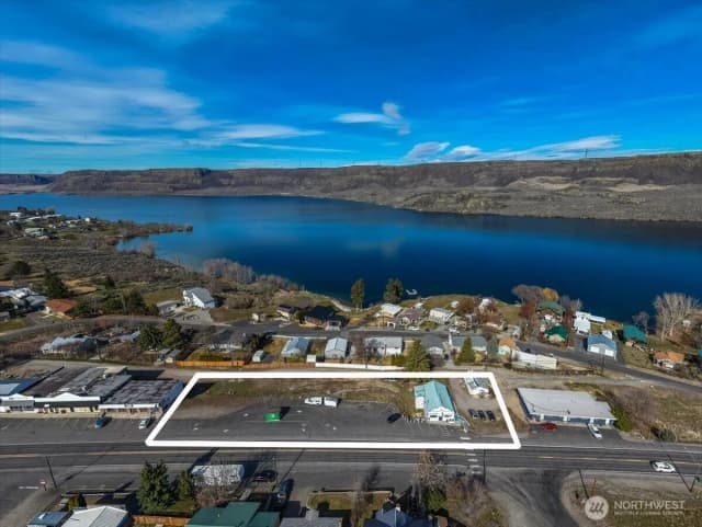 Property photo for 119 E Coulee Boulevard, Electric City photo 2