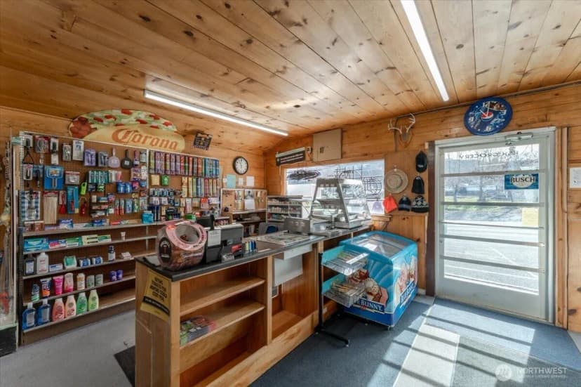 Property photo for 119 E Coulee Boulevard, Electric City photo 11