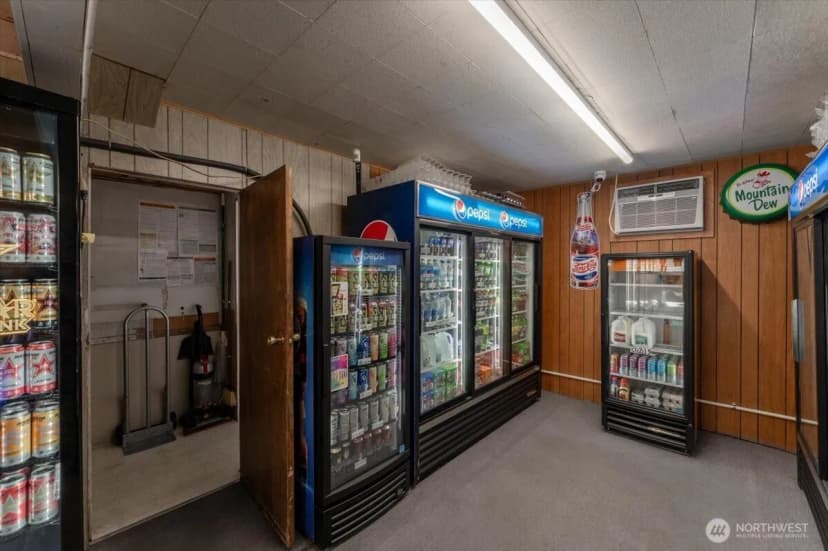 Property photo for 119 E Coulee Boulevard, Electric City photo 10