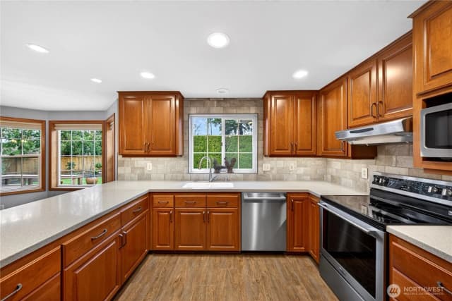Property photo for 16273 Par Four Lane, Burlington photo 3