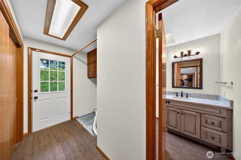 Property photo for 16273 Par Four Lane, Burlington photo 7