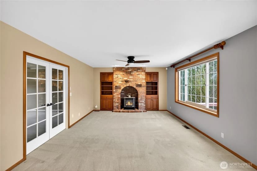 Property photo for 16273 Par Four Lane, Burlington photo 6