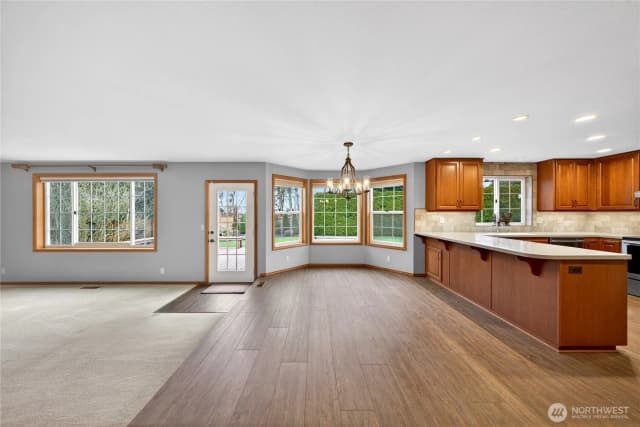 Property photo for 16273 Par Four Lane, Burlington photo 5