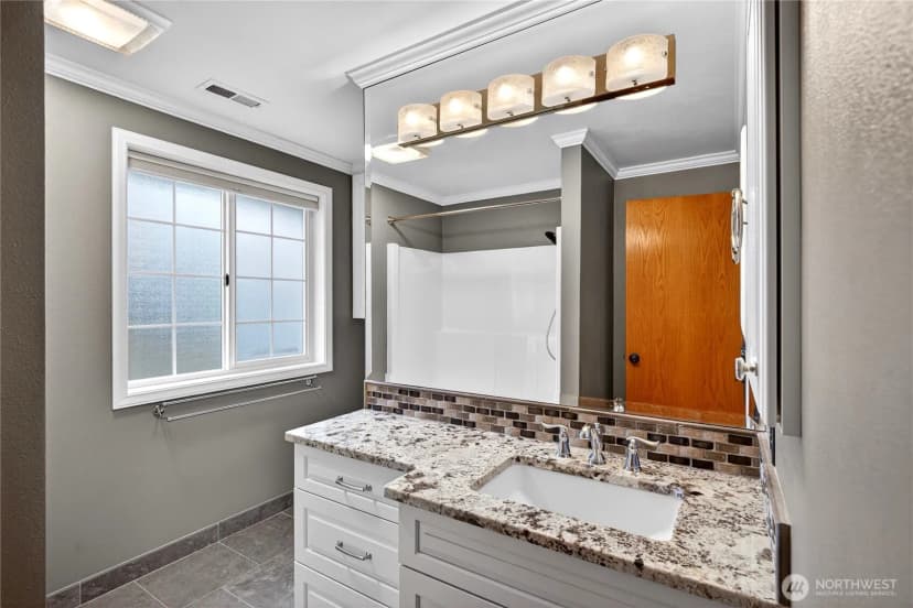Property photo for 16273 Par Four Lane, Burlington photo 17