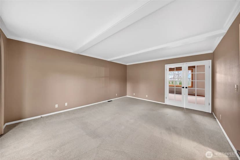 Property photo for 16273 Par Four Lane, Burlington photo 10