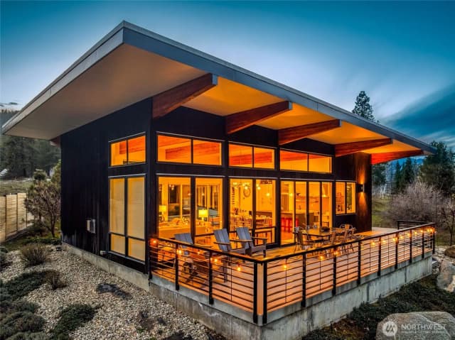Property photo for 9275 Lone Pine Orchards Road, Leavenworth