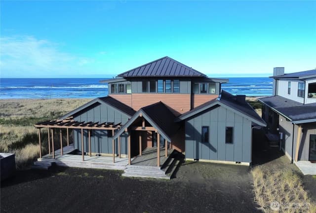 Property photo for 911 Dune Crest, Westport photo 4
