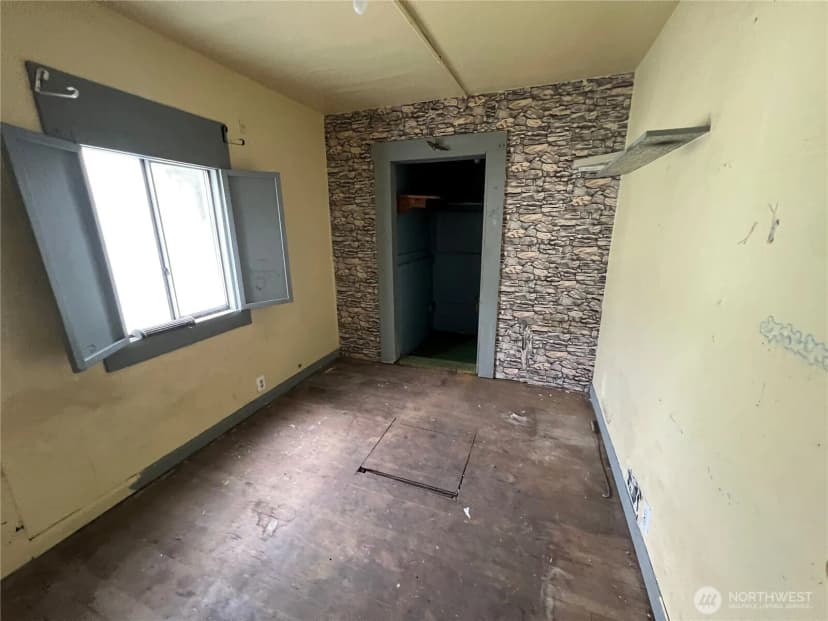 Property photo for 131 17 Avenue, Longview photo 20
