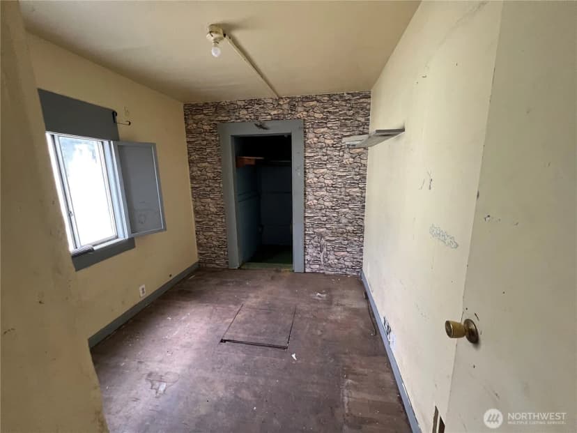 Property photo for 131 17 Avenue, Longview photo 19