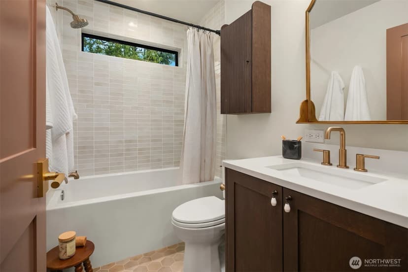 Property photo for 20701 82nd Avenue W #b, Edmonds photo 24