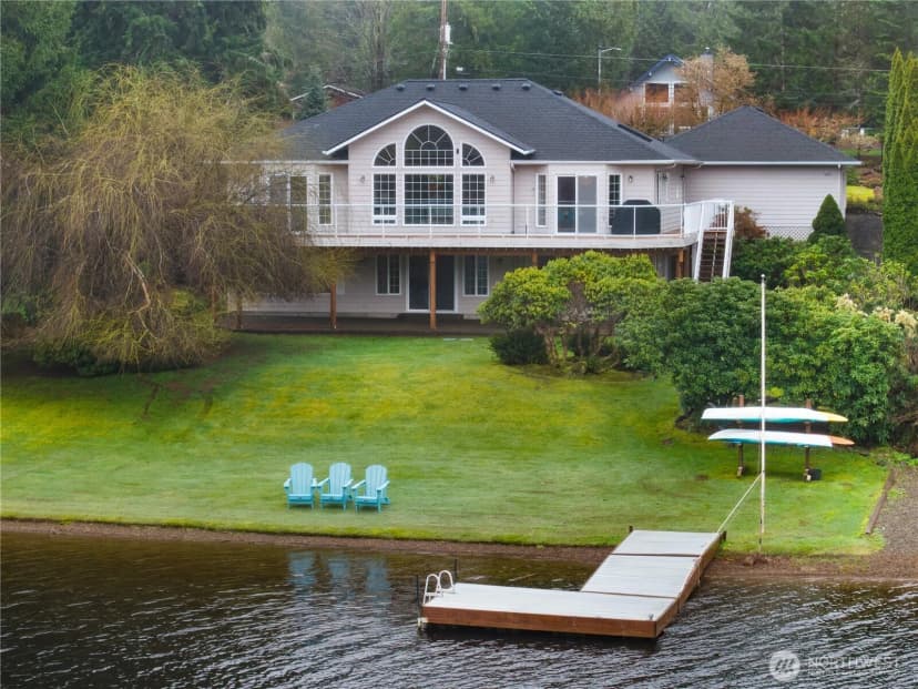 Property photo for 651 E Ballantrae Drive, Shelton