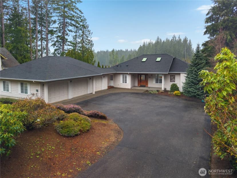 Property photo for 651 E Ballantrae Drive, Shelton photo 31