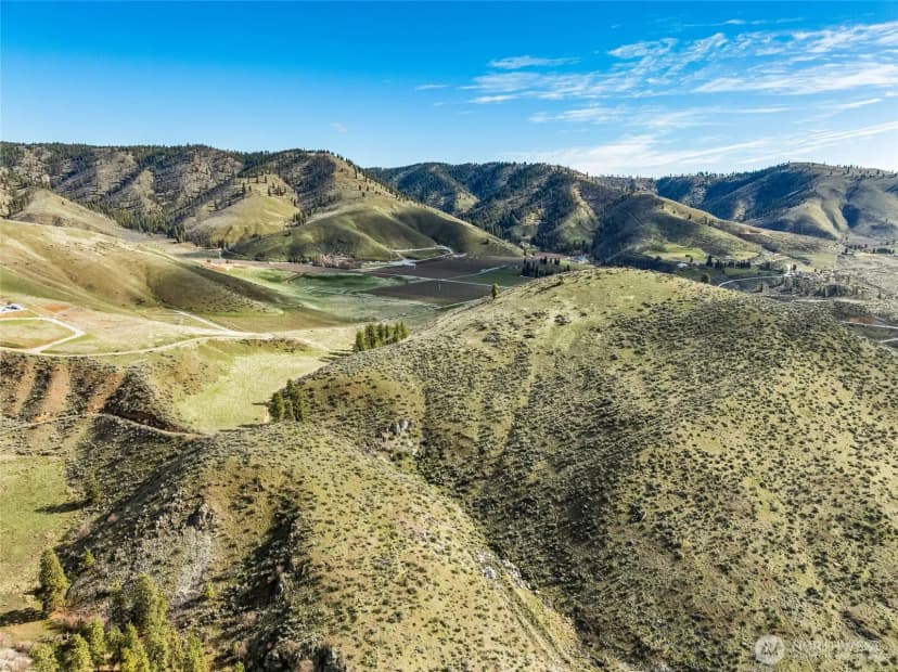 Property photo for 0 Skyfall Lane #d, Chelan photo 6