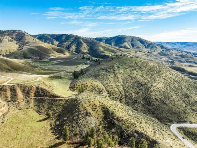 Property photo for 0 Skyfall Lane #d, Chelan photo 5