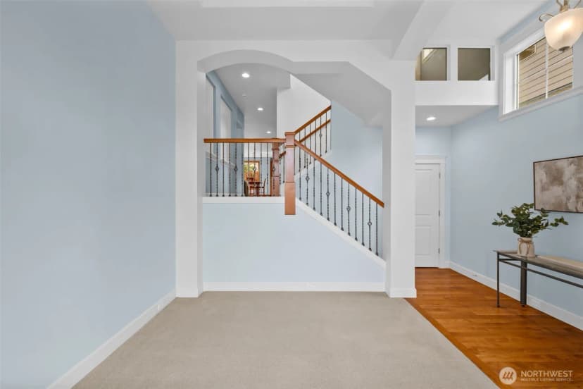 Property photo for 8835 Ne 148th Place, Kenmore photo 5