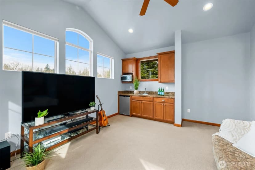 Property photo for 8835 Ne 148th Place, Kenmore photo 22