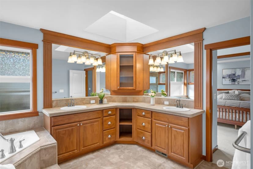 Property photo for 8835 Ne 148th Place, Kenmore photo 26