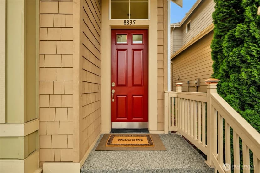 Property photo for 8835 Ne 148th Place, Kenmore photo 2