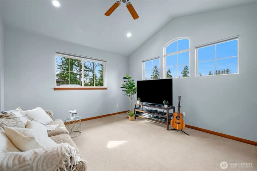 Property photo for 8835 Ne 148th Place, Kenmore photo 21