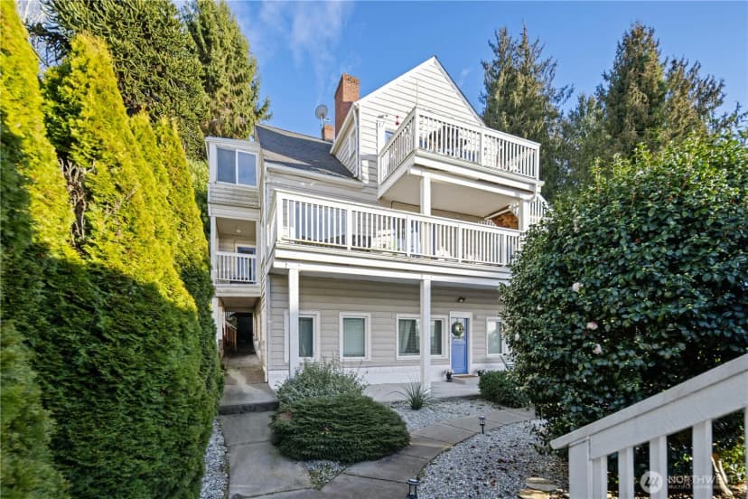 Property photo for 1788 Alki Avenue Sw, Seattle photo 8