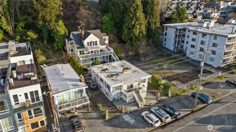 Property photo for 1788 Alki Avenue Sw, Seattle