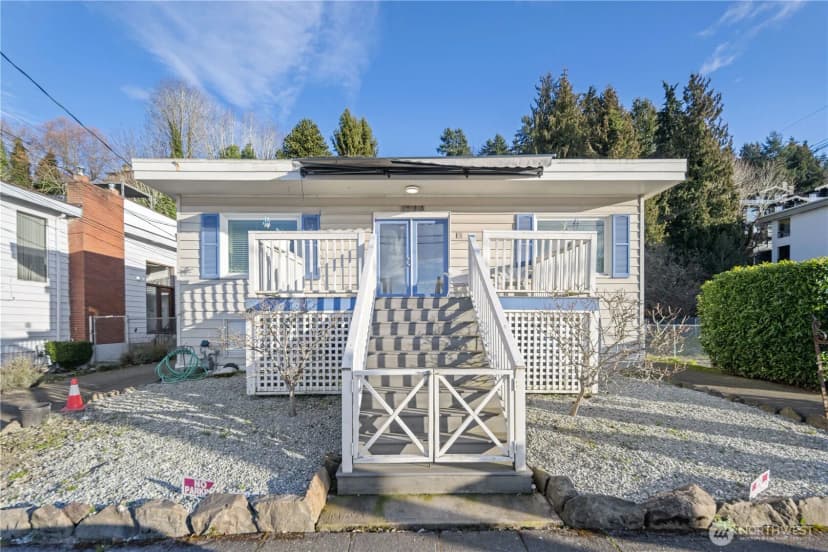 Property photo for 1788 Alki Avenue Sw, Seattle photo 5